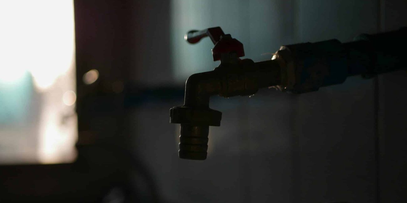 pipes-plumbing-apartment-building